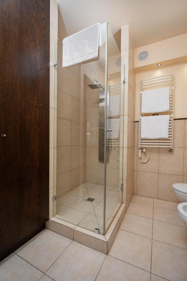 Bluszczanska Comfort Apartment Varşovia Exterior foto