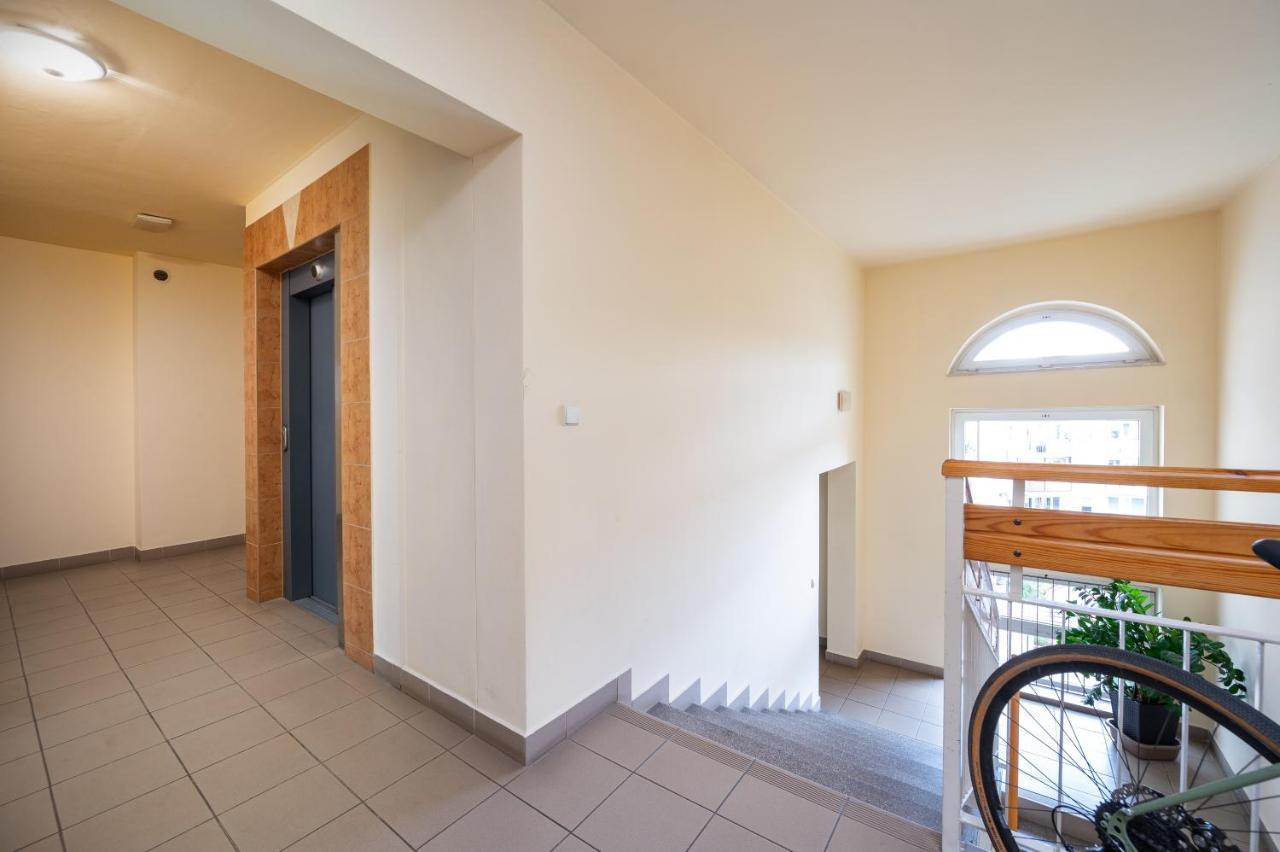 Bluszczanska Comfort Apartment Varşovia Exterior foto